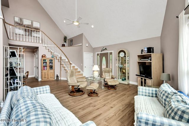 9001 Saint Stephens Place, Wilmington, NC 28412