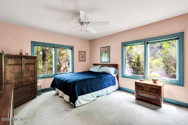 9001 Saint Stephens Place, Wilmington, NC 28412