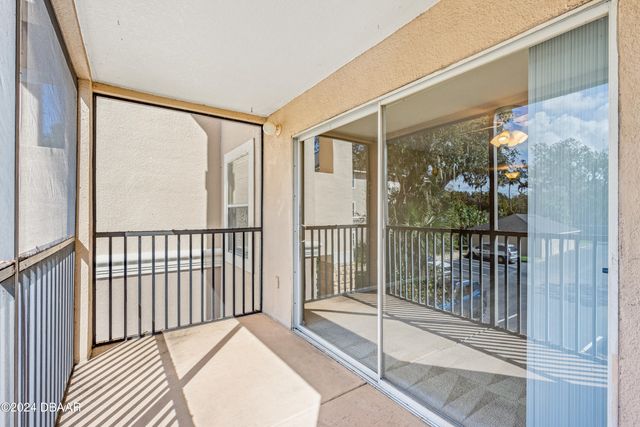 940 Village Trl Unit 3-203, Port Orange, FL 32127