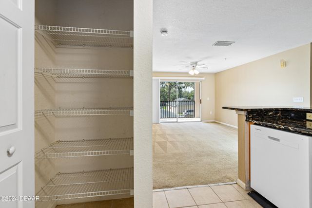 940 Village Trl Unit 3-203, Port Orange, FL 32127