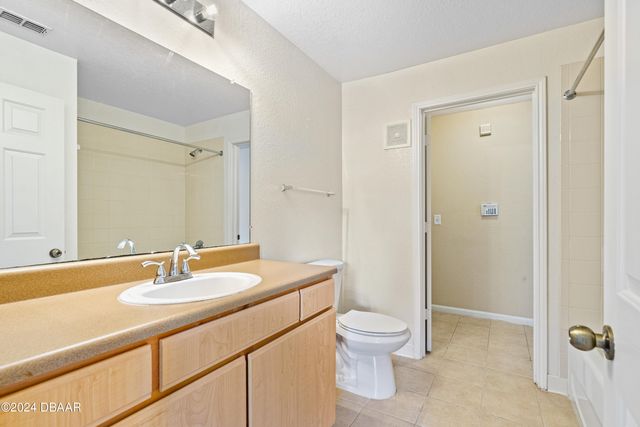 940 Village Trl Unit 3-203, Port Orange, FL 32127