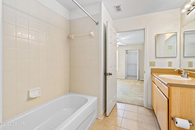 940 Village Trl Unit 3-203, Port Orange, FL 32127