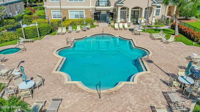 940 Village Trl Unit 3-203, Port Orange, FL 32127