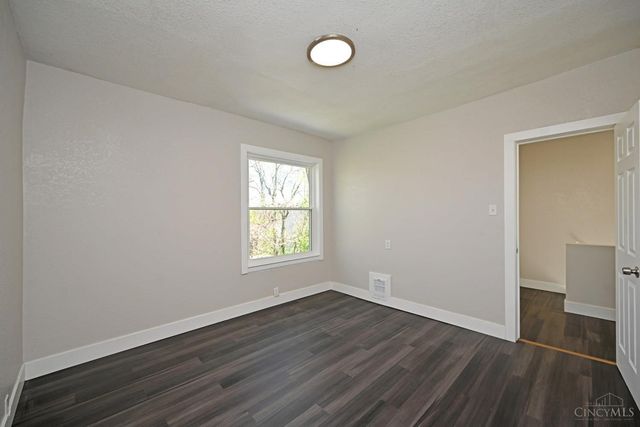 962 Mansion Avenue, Cincinnati, OH 45205