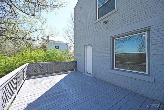 962 Mansion Avenue, Cincinnati, OH 45205