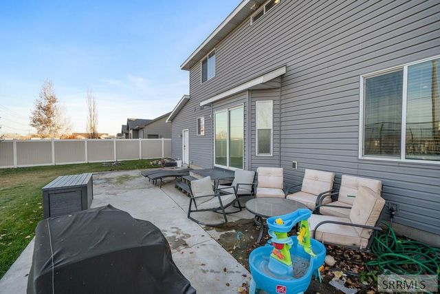 322 North Pointe Drive, Idaho Falls, ID 83401
