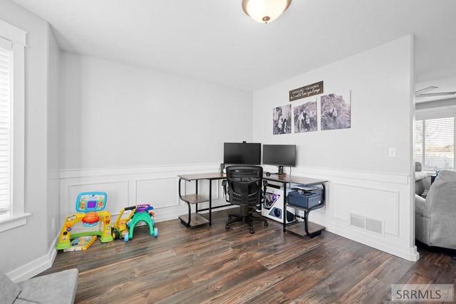 322 North Pointe Drive, Idaho Falls, ID 83401