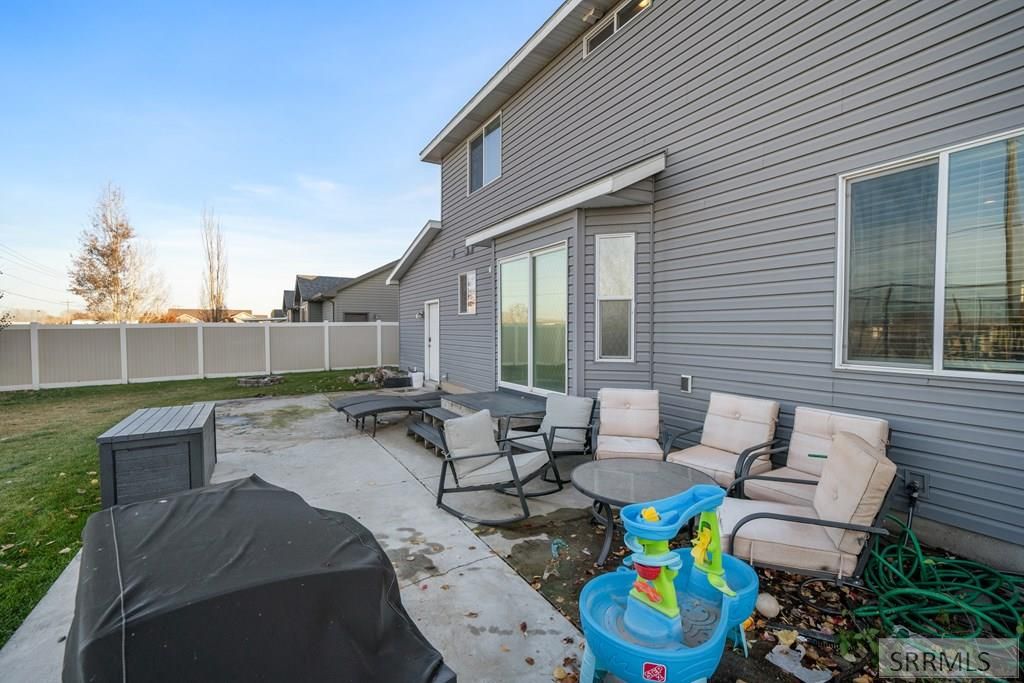 Image 10 of property listing at 322 North Pointe Drive, Idaho Falls, ID 83401