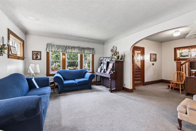 3521 36th Avenue S, Minneapolis, MN 55406