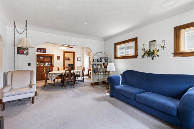 3521 36th Avenue S, Minneapolis, MN 55406