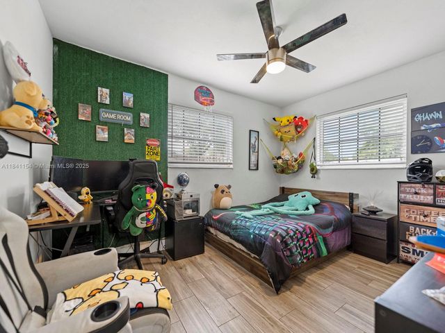 19711 Whispering Pines Rd, Cutler Bay, FL 33157