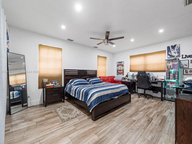 19711 Whispering Pines Rd, Cutler Bay, FL 33157
