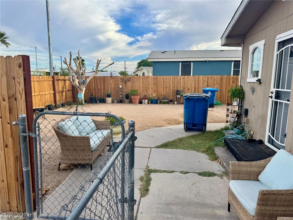 2155 Bryce Canyon Avenue, Las Vegas, NV 89156 — photo 3