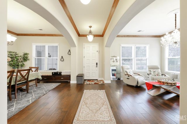 12410 Parkerhill Drive, Bakersfield, CA 93311