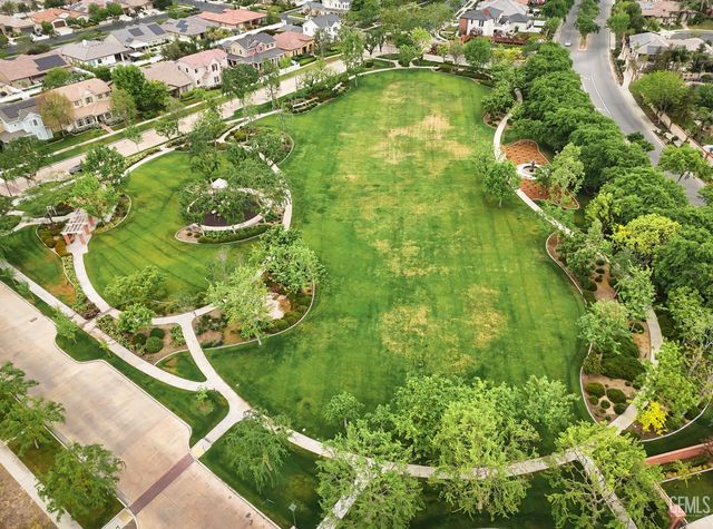 12410 Parkerhill Drive, Bakersfield, CA 93311