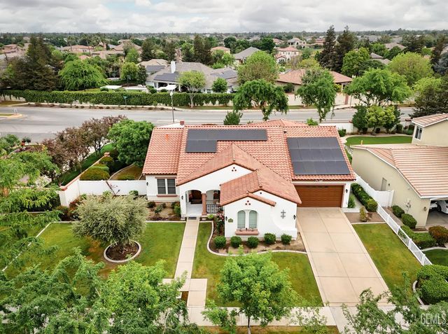 12410 Parkerhill Drive, Bakersfield, CA 93311