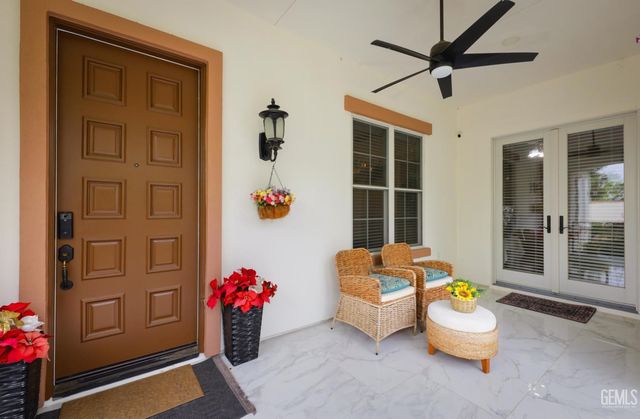 12410 Parkerhill Drive, Bakersfield, CA 93311