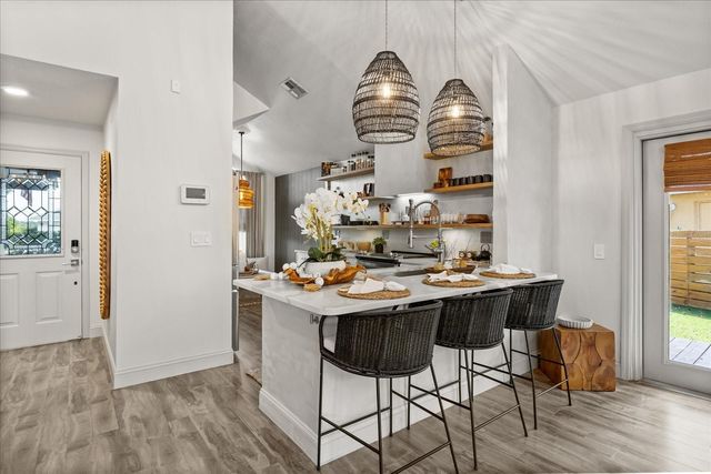 989 SUMMER LAKES DRIVE, Orlando, FL 32835