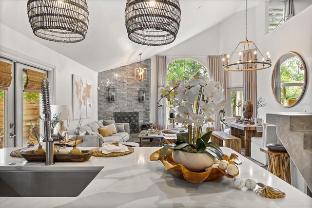 989 SUMMER LAKES DRIVE, Orlando, FL 32835