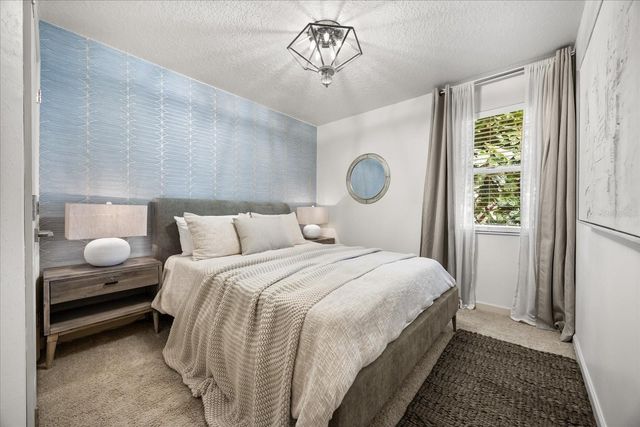 989 SUMMER LAKES DRIVE, Orlando, FL 32835