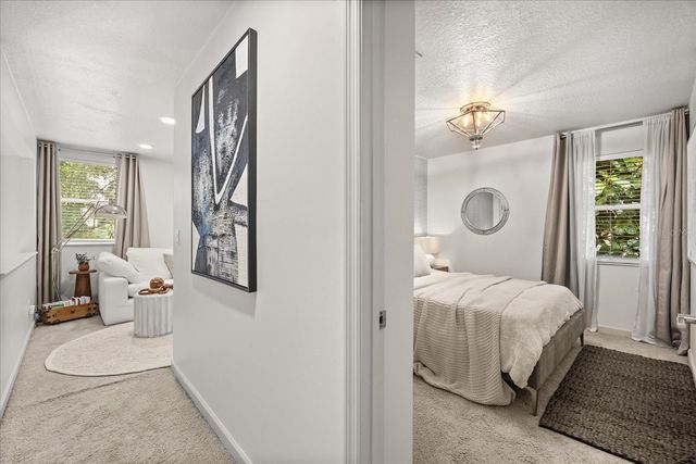 989 SUMMER LAKES DRIVE, Orlando, FL 32835