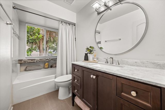 989 SUMMER LAKES DRIVE, Orlando, FL 32835