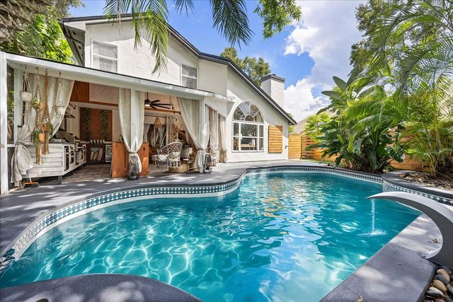 989 SUMMER LAKES DRIVE, Orlando, FL 32835