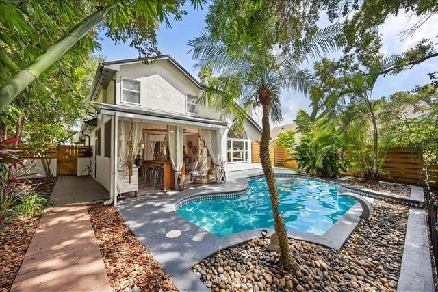 989 SUMMER LAKES DRIVE, Orlando, FL 32835