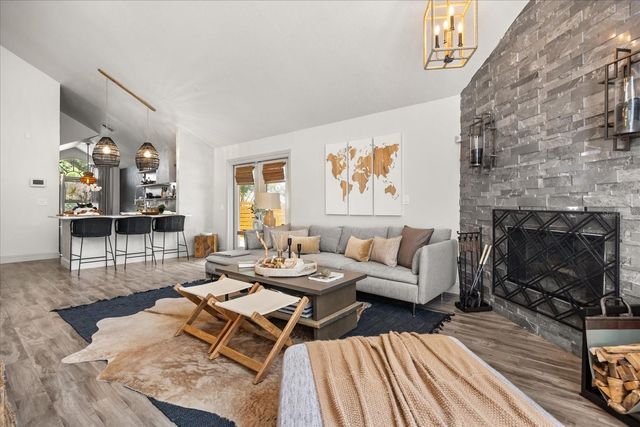 989 SUMMER LAKES DRIVE, Orlando, FL 32835