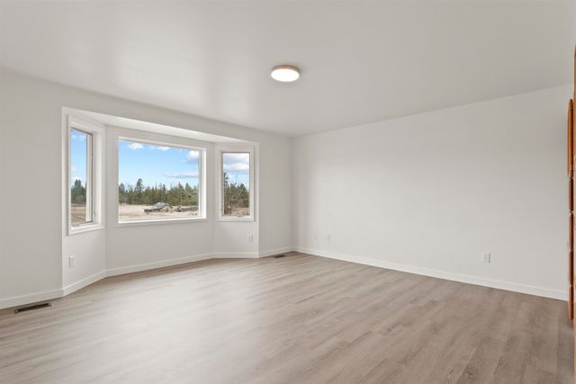 5704 W GARDEN SPRINGS Rd, Spokane, WA 99224