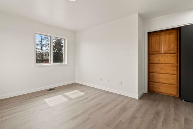 5704 W GARDEN SPRINGS Rd, Spokane, WA 99224