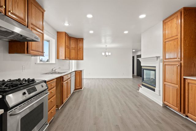 5704 W GARDEN SPRINGS Rd, Spokane, WA 99224