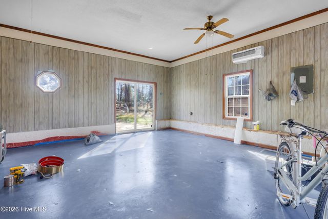 131 Bannermans Mill Road, Richlands, NC 28574