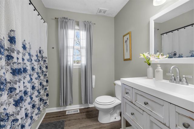 131 Bannermans Mill Road, Richlands, NC 28574