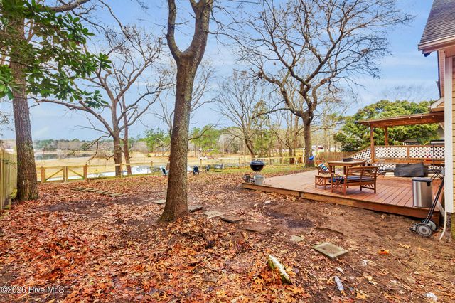 131 Bannermans Mill Road, Richlands, NC 28574