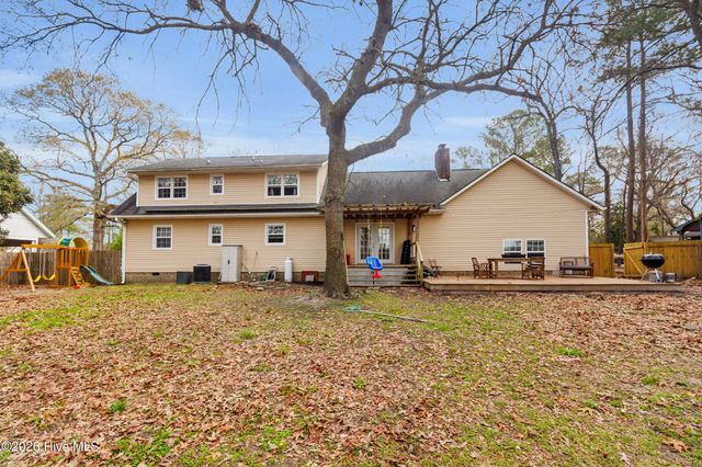 131 Bannermans Mill Road, Richlands, NC 28574