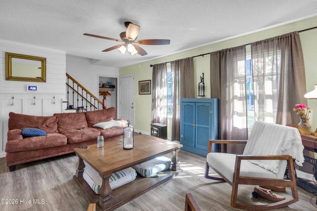 131 Bannermans Mill Road, Richlands, NC 28574