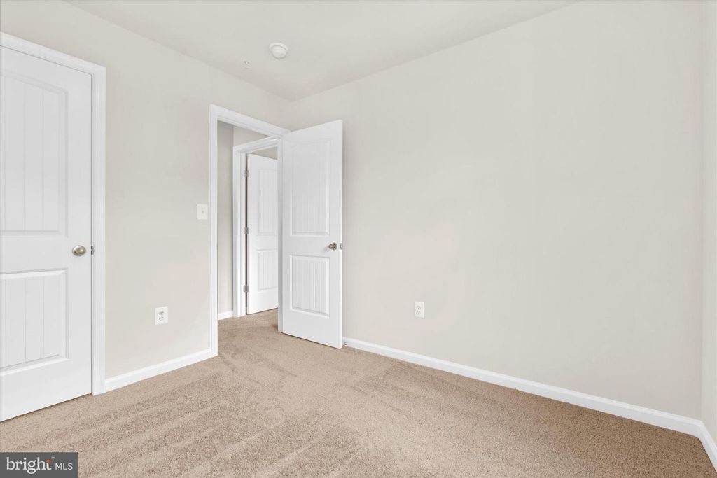 Image 24 of property listing at 8129 BARTHOLOMEW CT, Baltimore, MD 21206