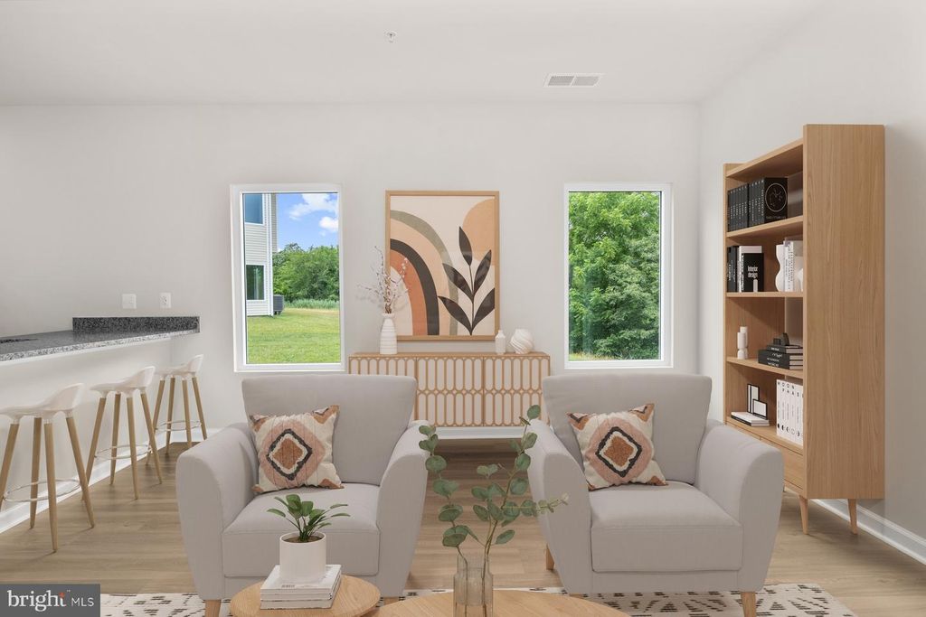 Image 32 of property listing at 8129 BARTHOLOMEW CT, Baltimore, MD 21206