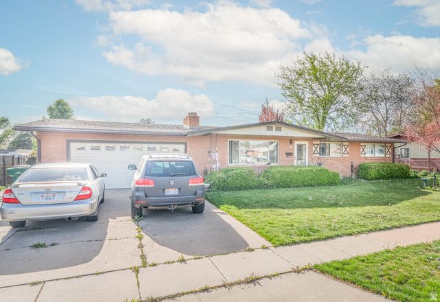 1058 S 1075 E, Clearfield, UT 84015