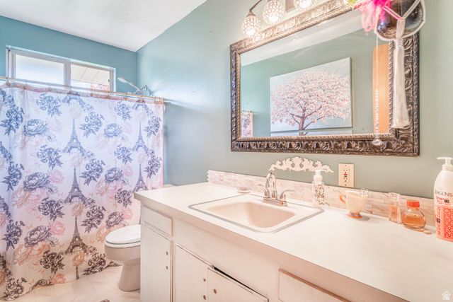 1058 S 1075 E, Clearfield, UT 84015