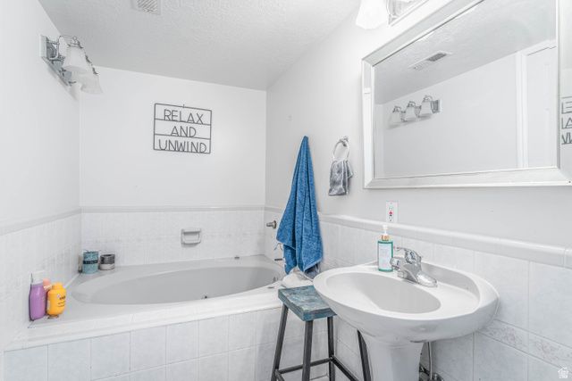 1058 S 1075 E, Clearfield, UT 84015