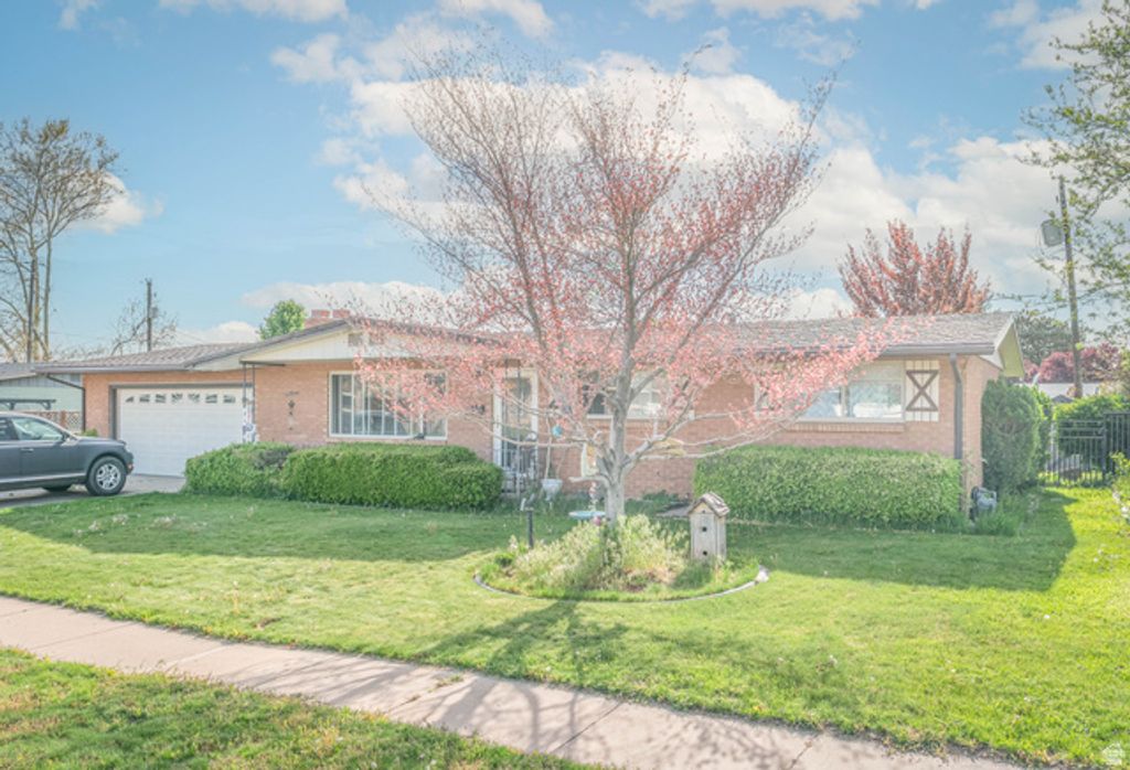 1058 S 1075 E, Clearfield, UT 84015