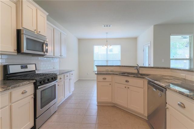 121 Palestine CV, Hutto, TX 78634