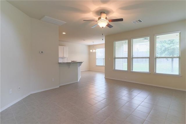 121 Palestine CV, Hutto, TX 78634