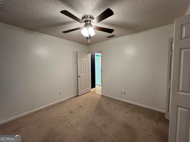 102 Blueberry Court, Kingsland, GA 31548