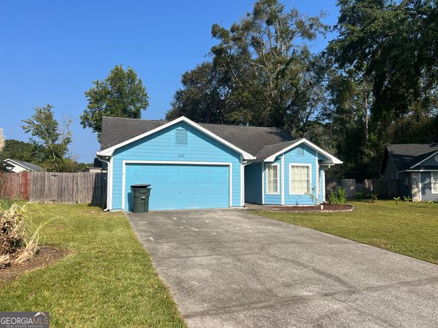 102 Blueberry Court, Kingsland, GA 31548