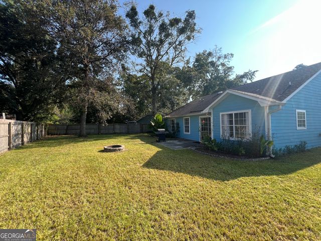 102 Blueberry Court, Kingsland, GA 31548