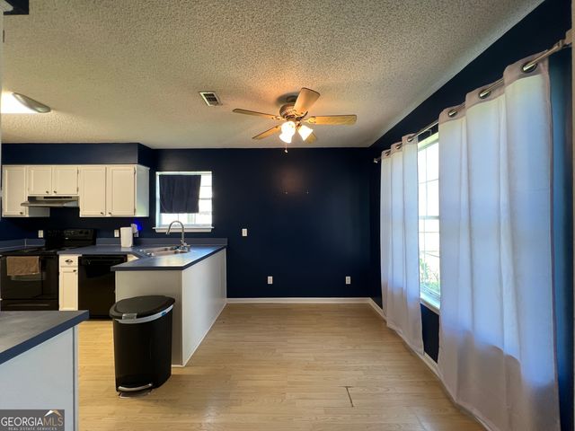 102 Blueberry Court, Kingsland, GA 31548