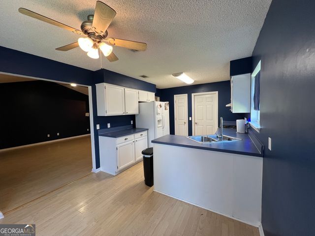 102 Blueberry Court, Kingsland, GA 31548